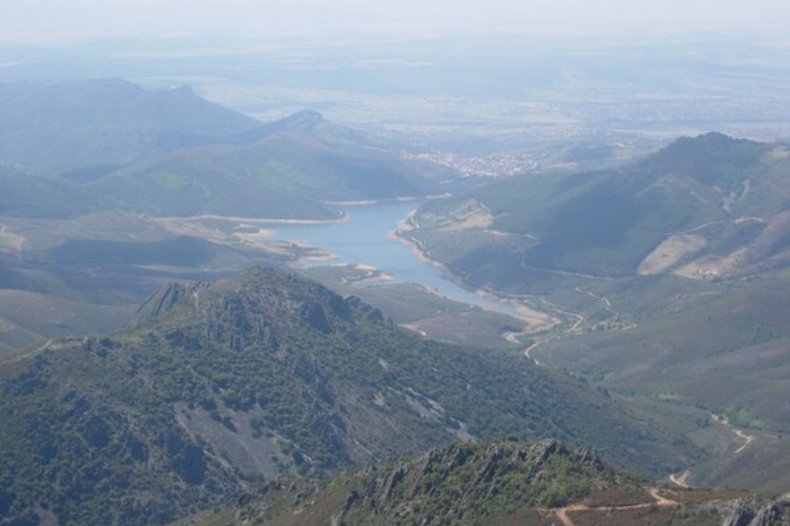 La rivière de Guadalupe en Estrémadure (Espagne)./ © Urasama, CC BY-SA 4.0, via Wikimedia Commons.