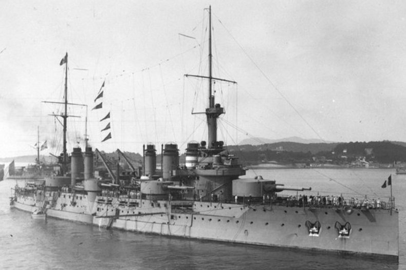 Le cuirassé Voltaire dans le port de Toulon / © CC0 Wikimédia.