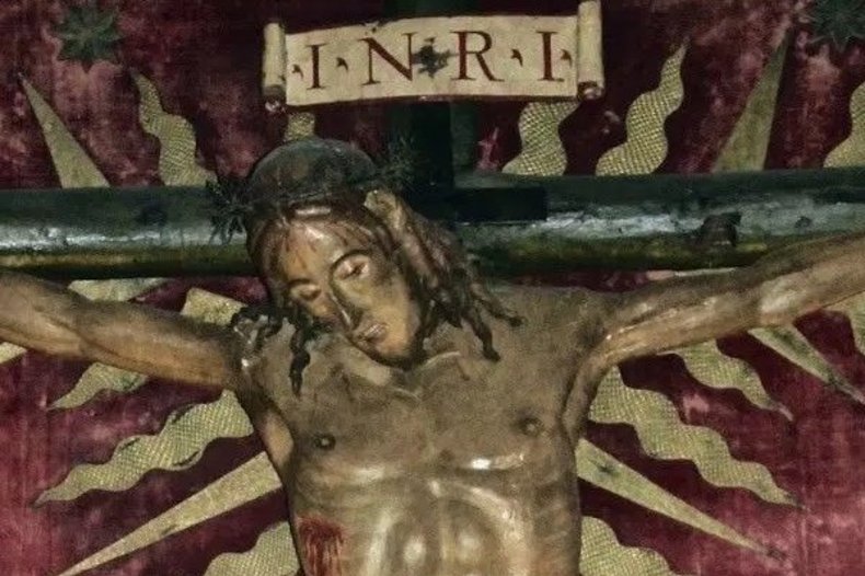 Crucifix de San Marcello al Corso (vers 1370-1379 ; bois polychrome) à Rome en l'église de San Marcello al Corso.
